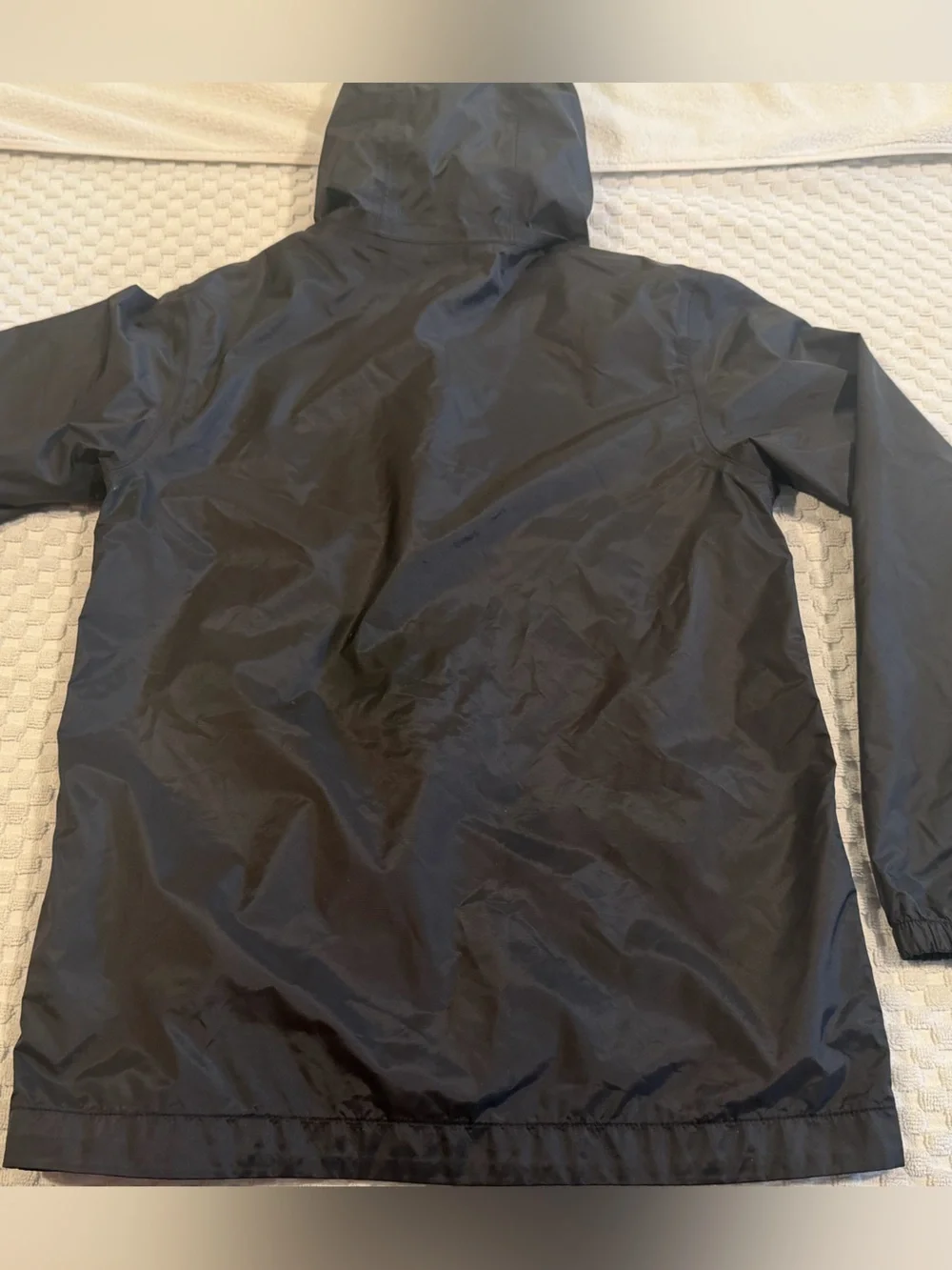 The North Face Boys 10/22 Black Hooded Windbreaker Jacket